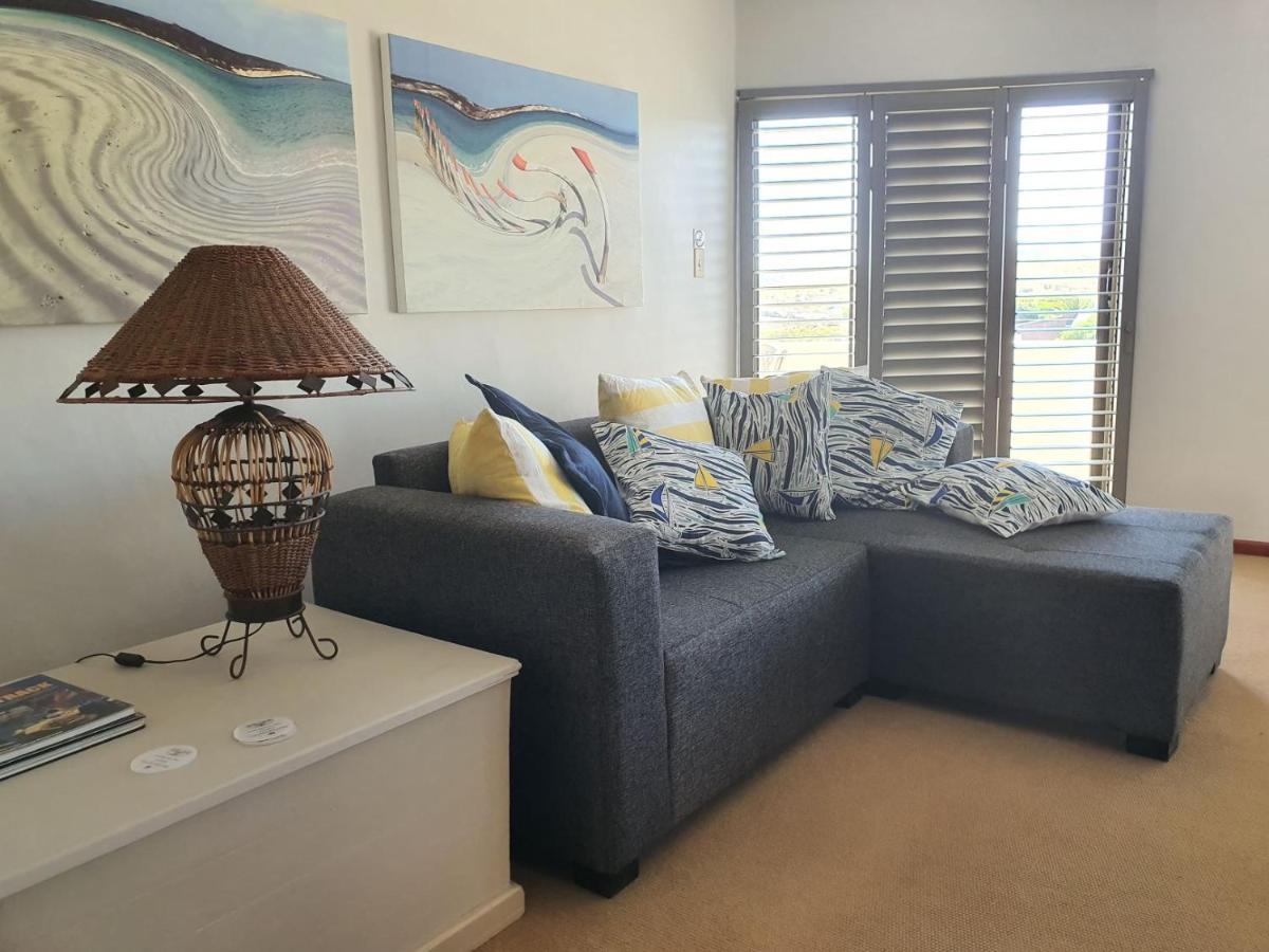Albatross Guesthouse Langebaan Kültér fotó