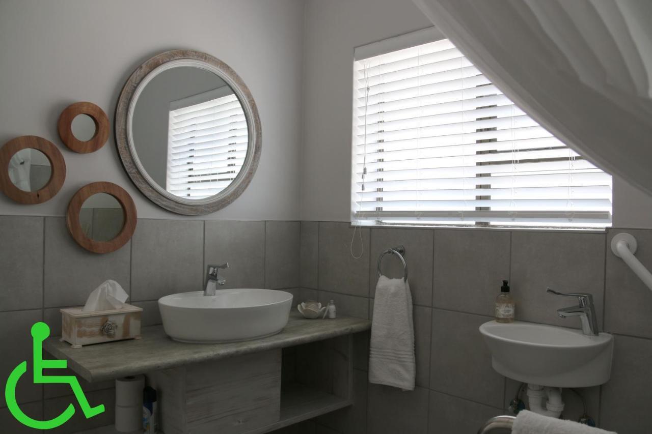 Albatross Guesthouse Langebaan Kültér fotó